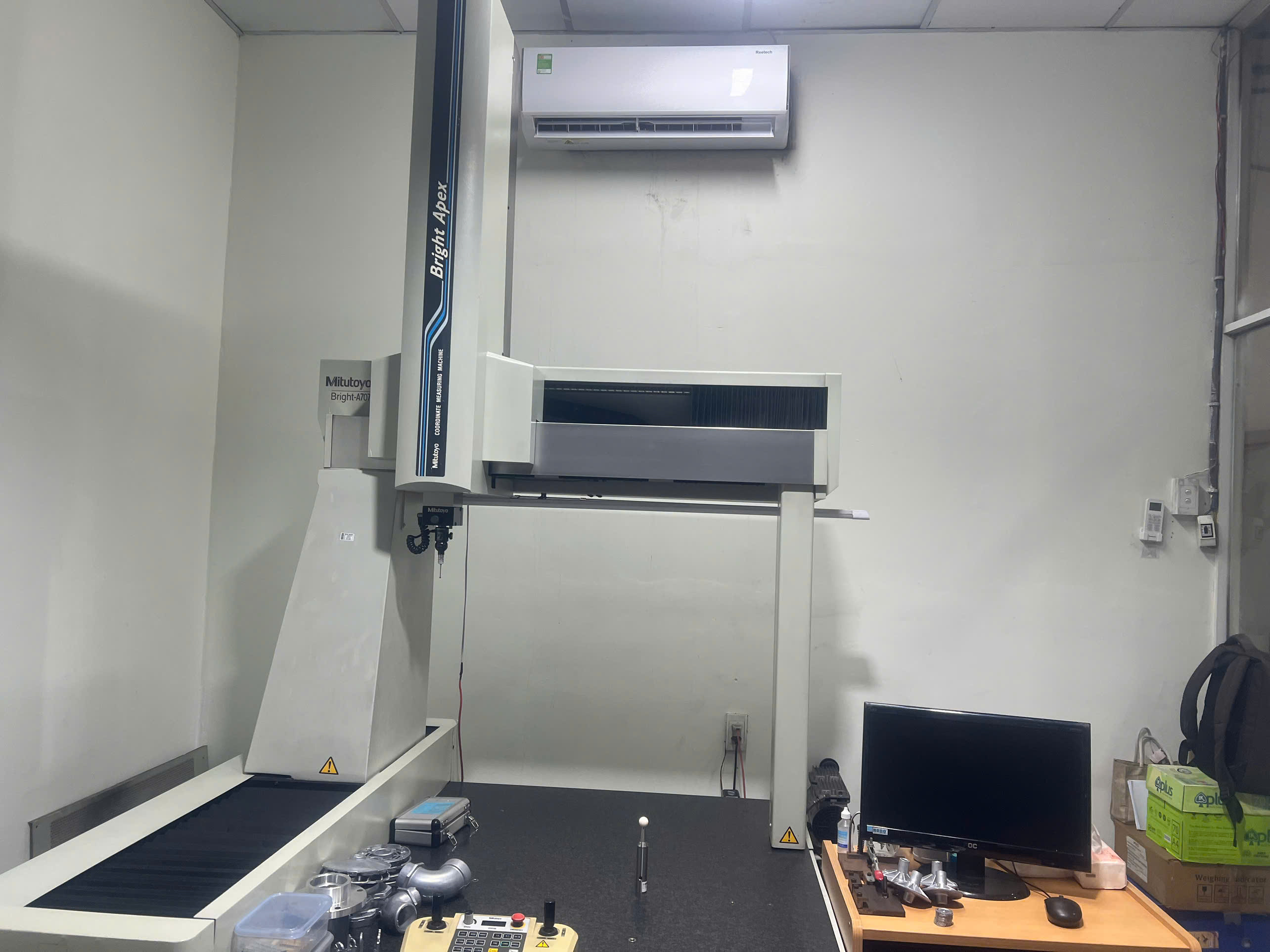CMM Machine